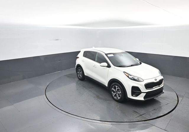 Used 2020 Kia Sportage LX image 17