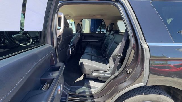 Certified 2024 Ford Expedition XLT AWD/4WD image 16