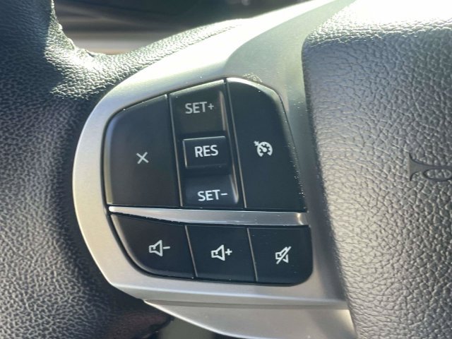 Certified 2023 Ford Explorer XLT RWD image 22