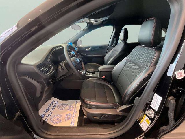 Certified 2025 Ford Escape ST-Line image 13