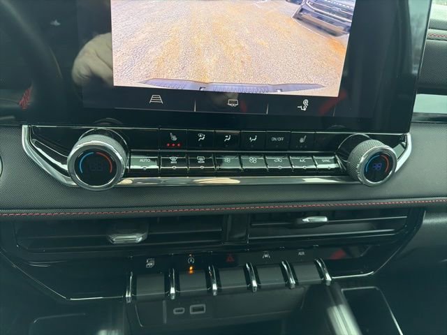 Used 2023 Chevrolet Colorado Z71 w/ Z71 Convenience Package 2 image 22