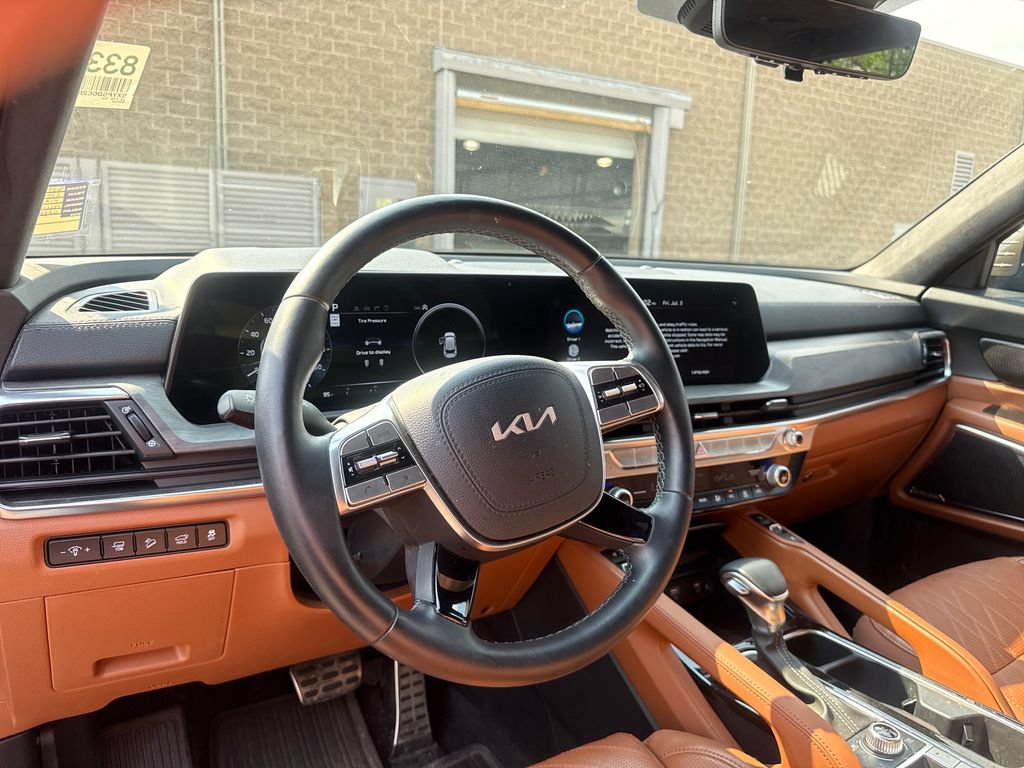 Used 2024 Kia Telluride SX Prestige X-Pro AWD/4WD image 12
