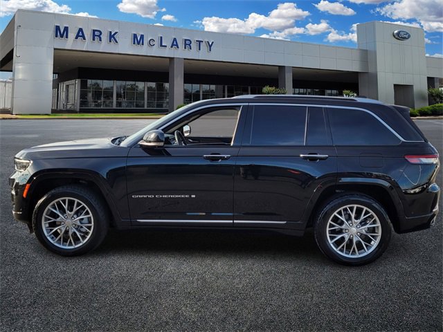 Used 2023 Jeep Grand Cherokee Summit w/ Adv Protech Group IV video 2
