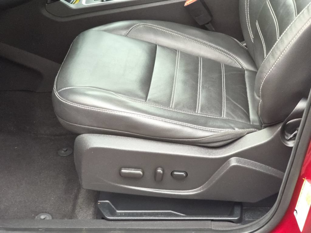 Certified 2018 Ford Escape Titanium AWD/4WD image 27