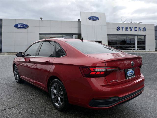 Used 2023 Volkswagen Jetta SE FWD image 32