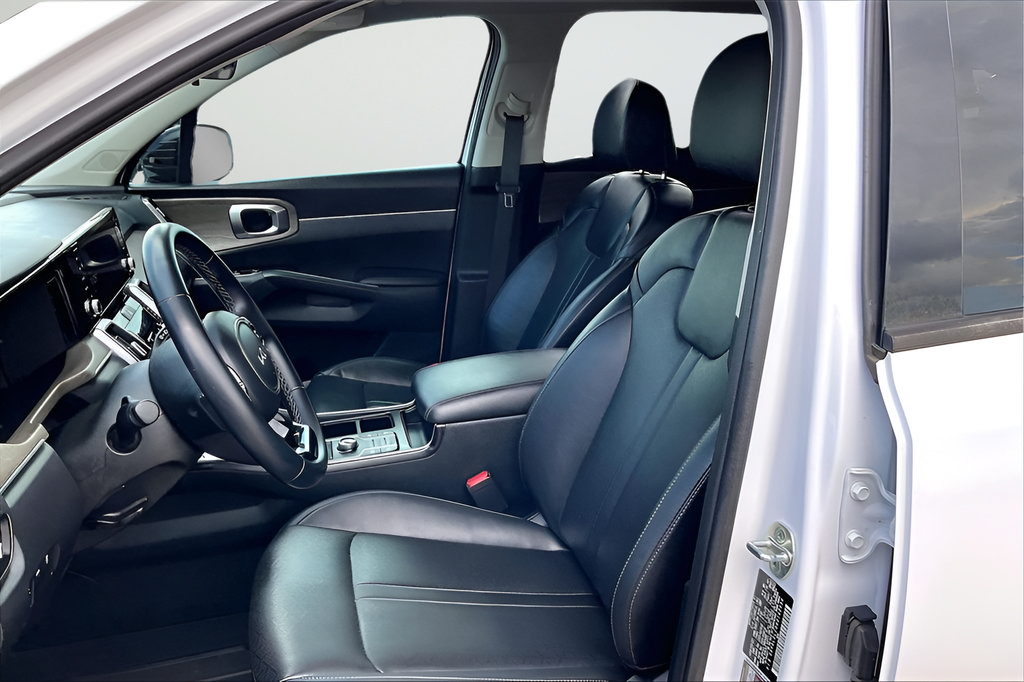 Used 2022 Kia Sorento S AWD/4WD image 17