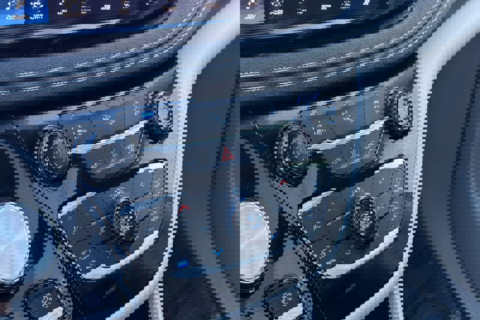 Used 2023 Chrysler Pacifica Limited image 22