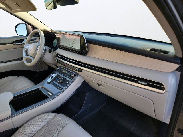 Used 2023 Hyundai Palisade Limited FWD image 24