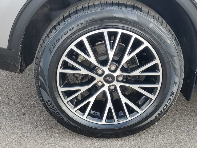 Certified 2024 Ford Escape SE FWD image 30