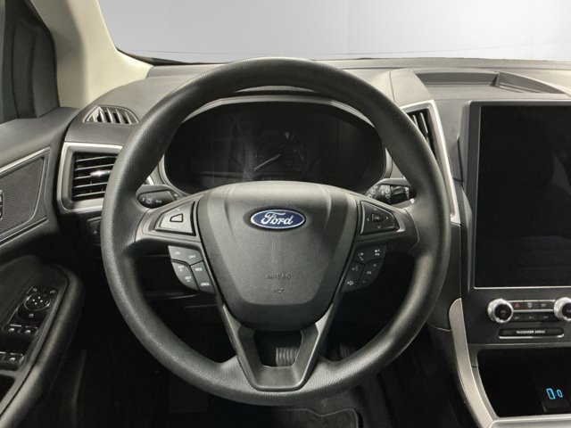 Certified 2022 Ford Edge SE w/ Black Appearance Package AWD/4WD image 12
