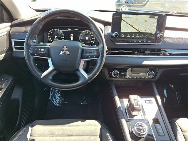 Used 2024 Mitsubishi Outlander SE image 12