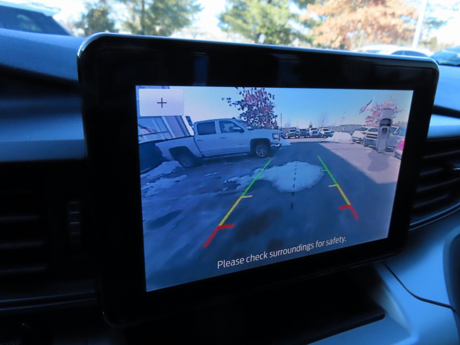 Certified 2024 Ford Explorer XLT image 23