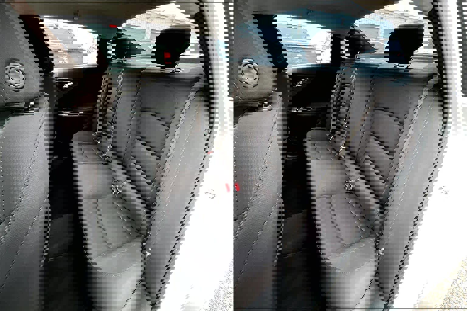 Used 2022 Chevrolet Malibu RS image 21