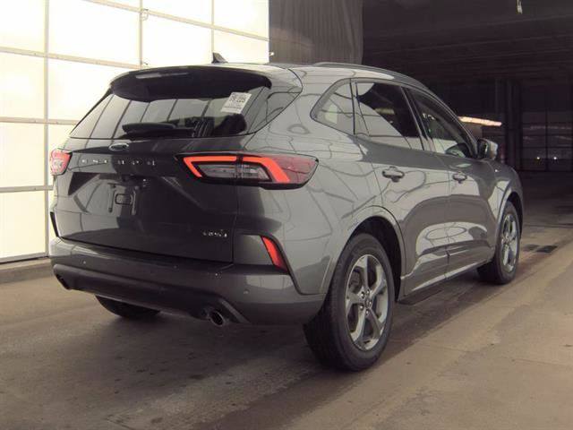 Certified 2023 Ford Escape ST-Line Select w/ Tech Pack #2 AWD/4WD image 5