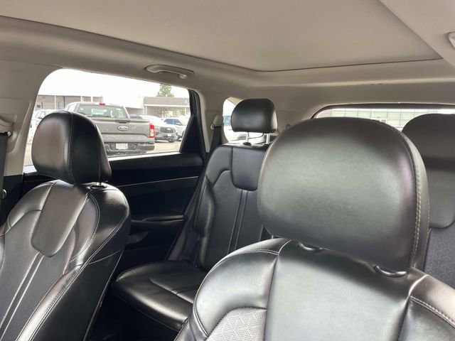 Used 2021 Kia Sorento S w/ Panoramic Sunroof Package FWD image 22