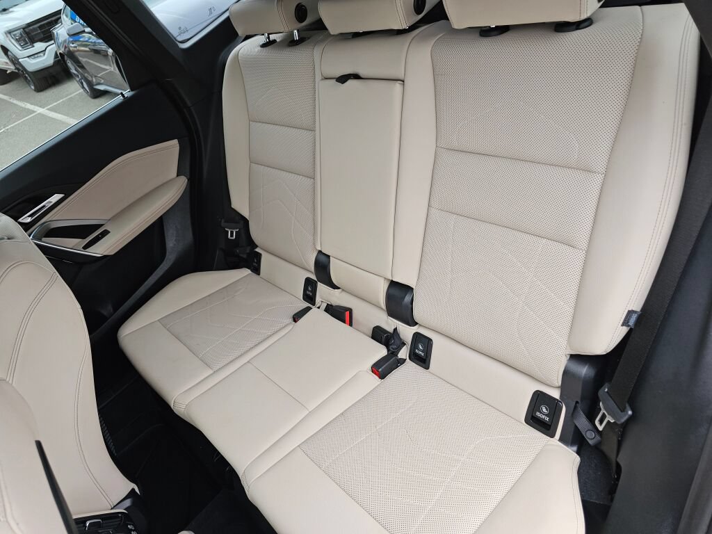 Used 2023 BMW X1 xDrive28i w/ Premium Package AWD/4WD image 13