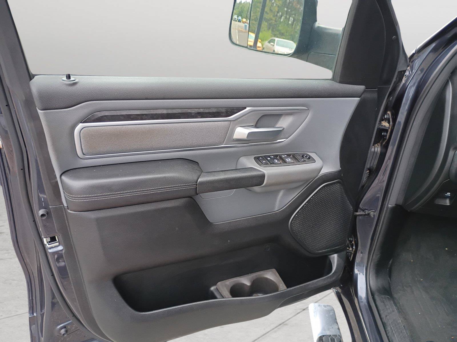 Used 2021 RAM 1500 Big Horn AWD/4WD image 9