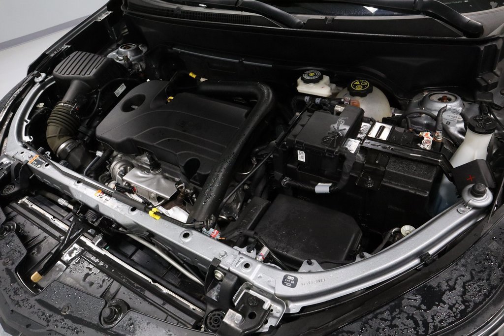 Used 2023 Chevrolet Equinox LS image 13