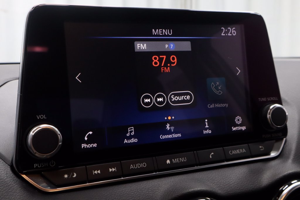 Used 2021 Nissan Sentra SV FWD image 3