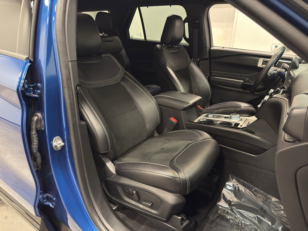 Certified 2023 Ford Explorer ST image 34