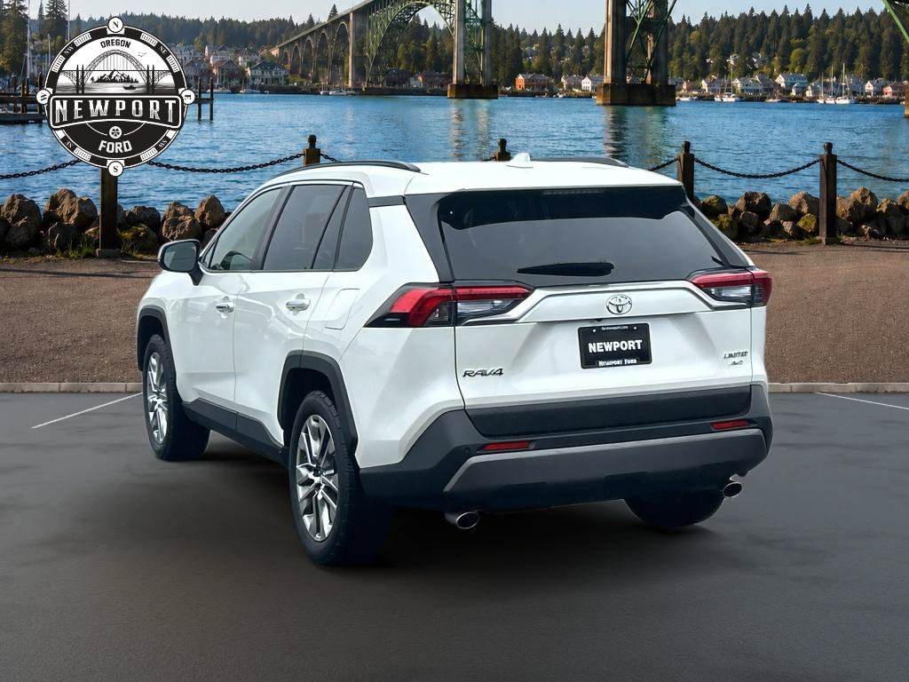 Used 2019 Toyota RAV4 Limited w/ Cold Weather Package AWD/4WD image 6