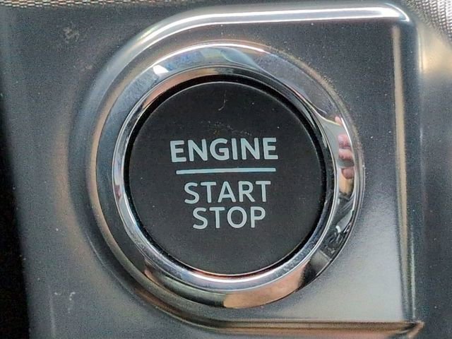 Certified 2025 Ford F150 Platinum w/ Equipment Group 703A Plus AWD/4WD image 29