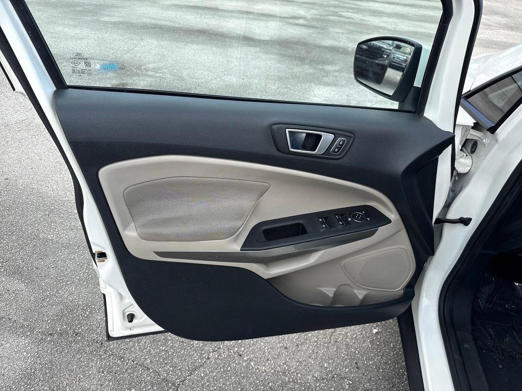Certified 2018 Ford EcoSport SE w/ SE Convenience Package image 10