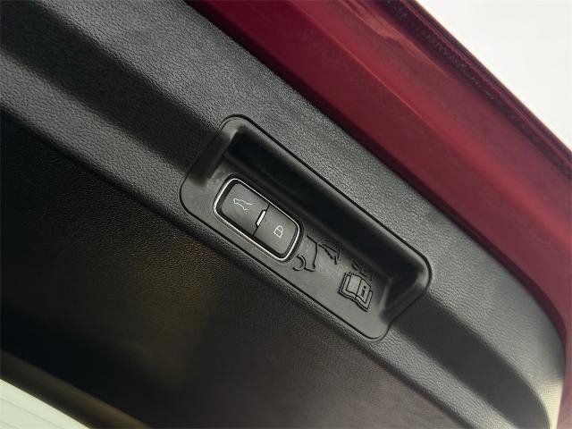 Certified 2023 Ford Explorer XLT image 6