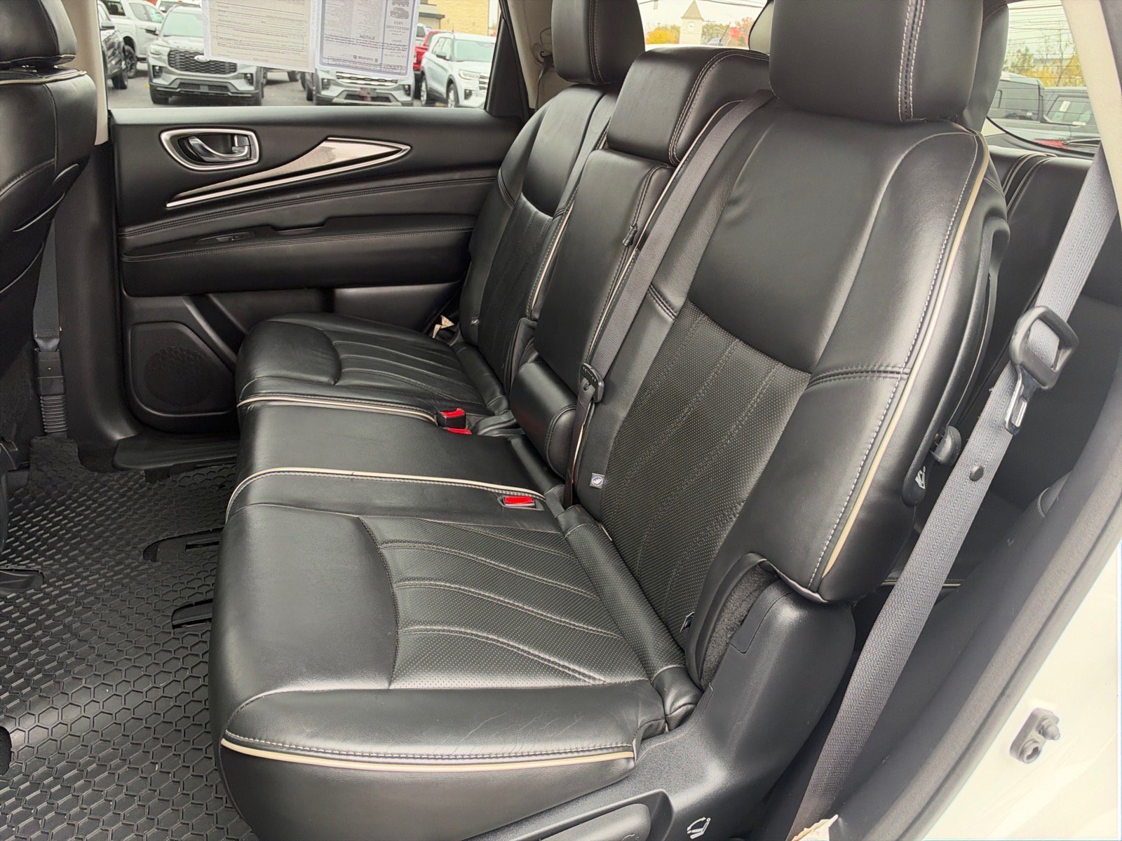 Used 2017 INFINITI QX60 Luxe w/ Premium Plus Package AWD/4WD image 10