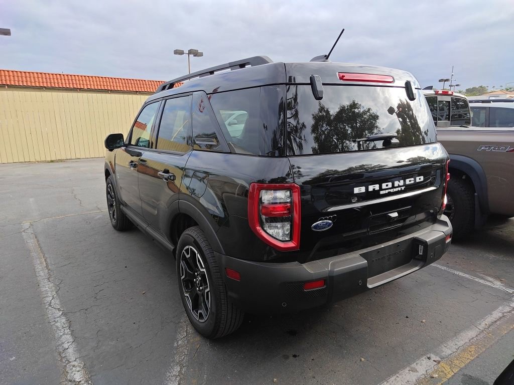 Certified 2025 Ford Bronco Sport Outer Banks w/ Outer Banks Tech Package+ AWD/4WD image 5