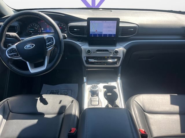 Certified 2022 Ford Explorer XLT w/ Equipment Group 202A AWD/4WD image 12