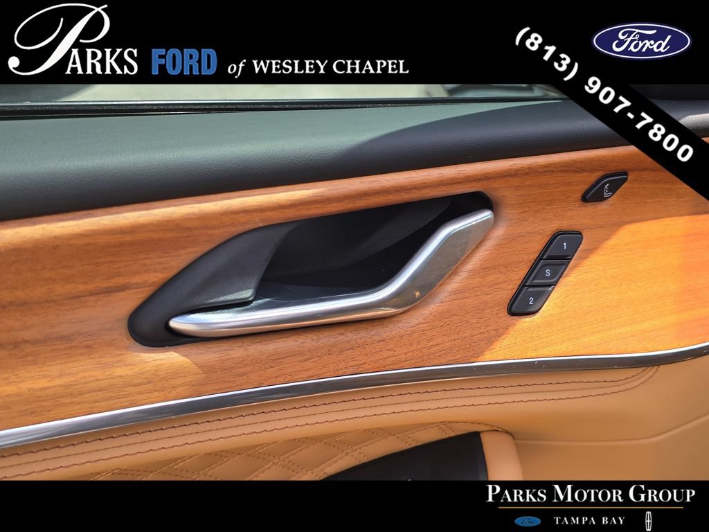 Used 2025 Jeep Grand Cherokee L Summit AWD/4WD image 18