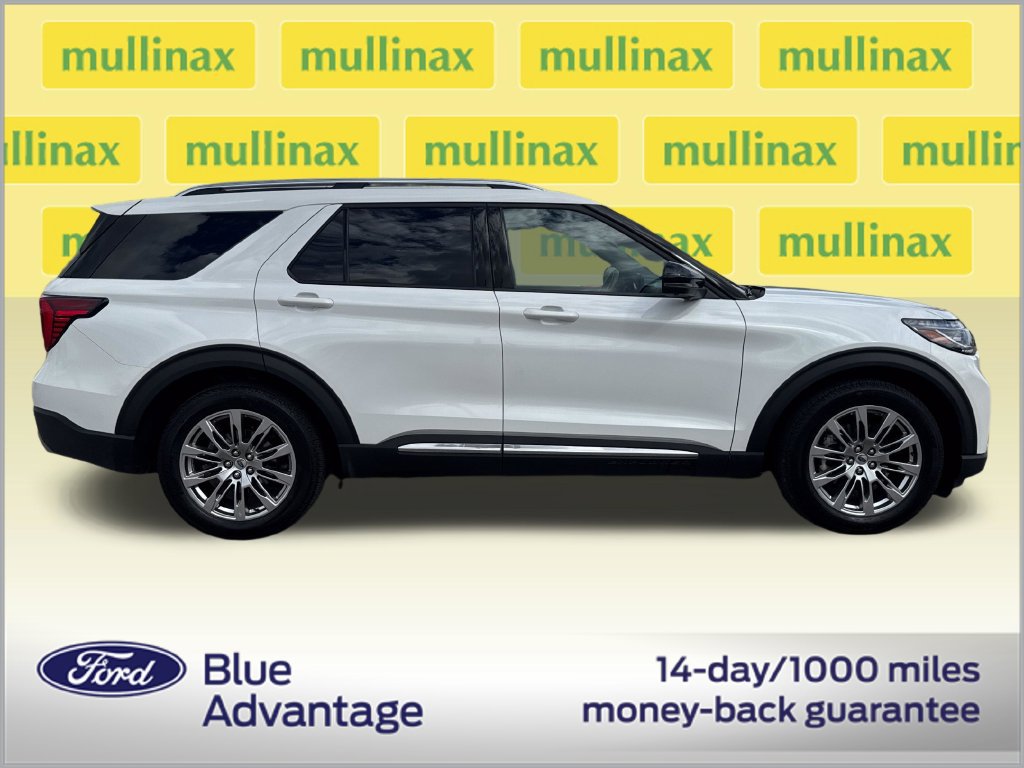 Certified 2026 Ford Explorer Platinum RWD image 2