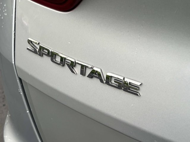 Used 2017 Kia Sportage LX w/ LX Popular Package AWD/4WD image 15
