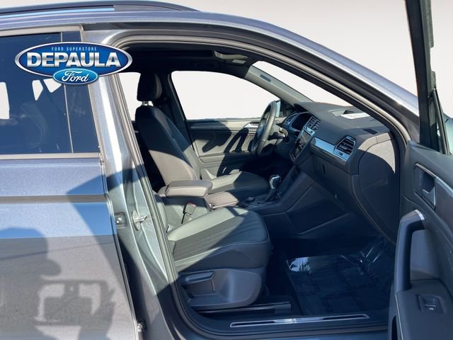 Used 2024 Volkswagen Tiguan SE R-Line image 19
