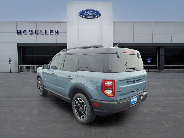 Certified 2024 Ford Bronco Sport Outer Banks w/ Tech Package AWD/4WD image 7