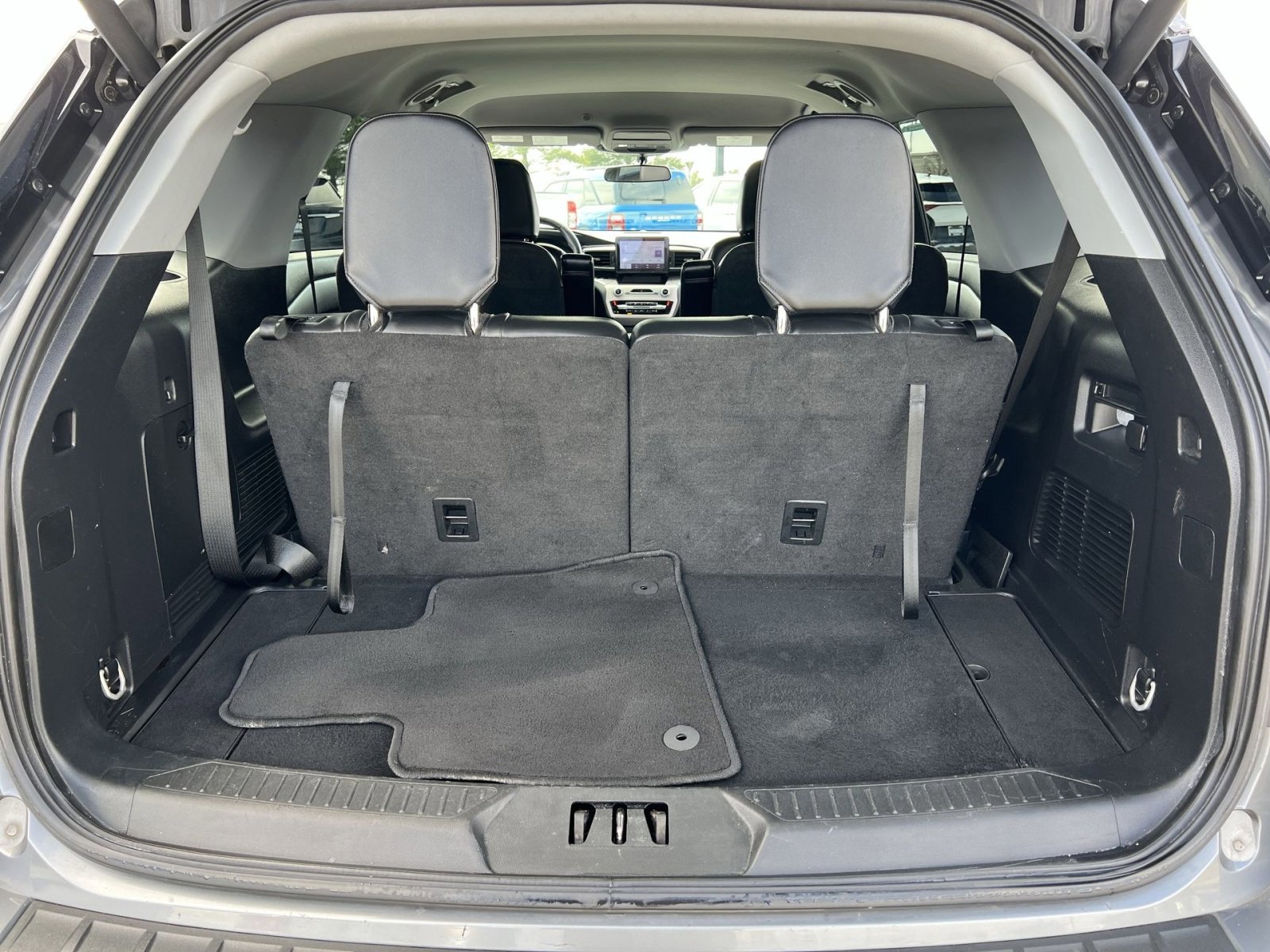 Certified 2023 Ford Explorer XLT w/ Equipment Group 202A image 25