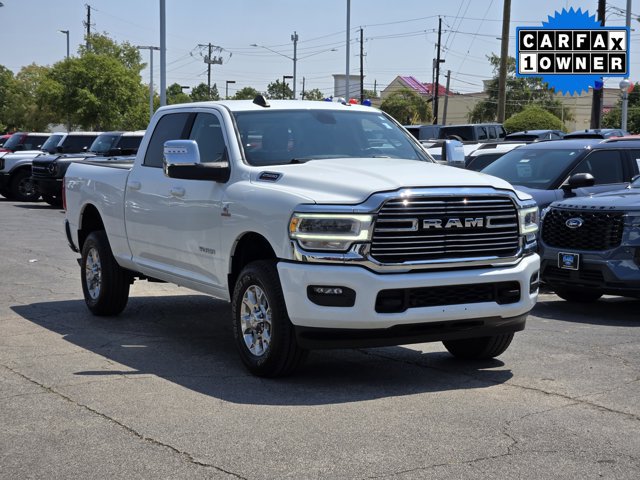 Used 2024 RAM 2500 Laramie AWD/4WD image 3