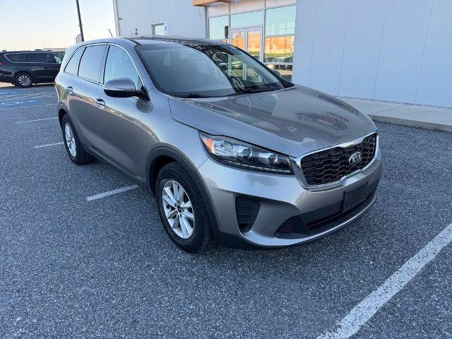 Used 2019 Kia Sorento AWD V6 image 2