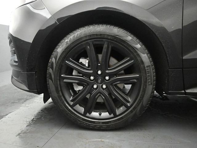 Certified 2021 Ford Edge ST-Line w/ Class II Trailer Tow Package image 47