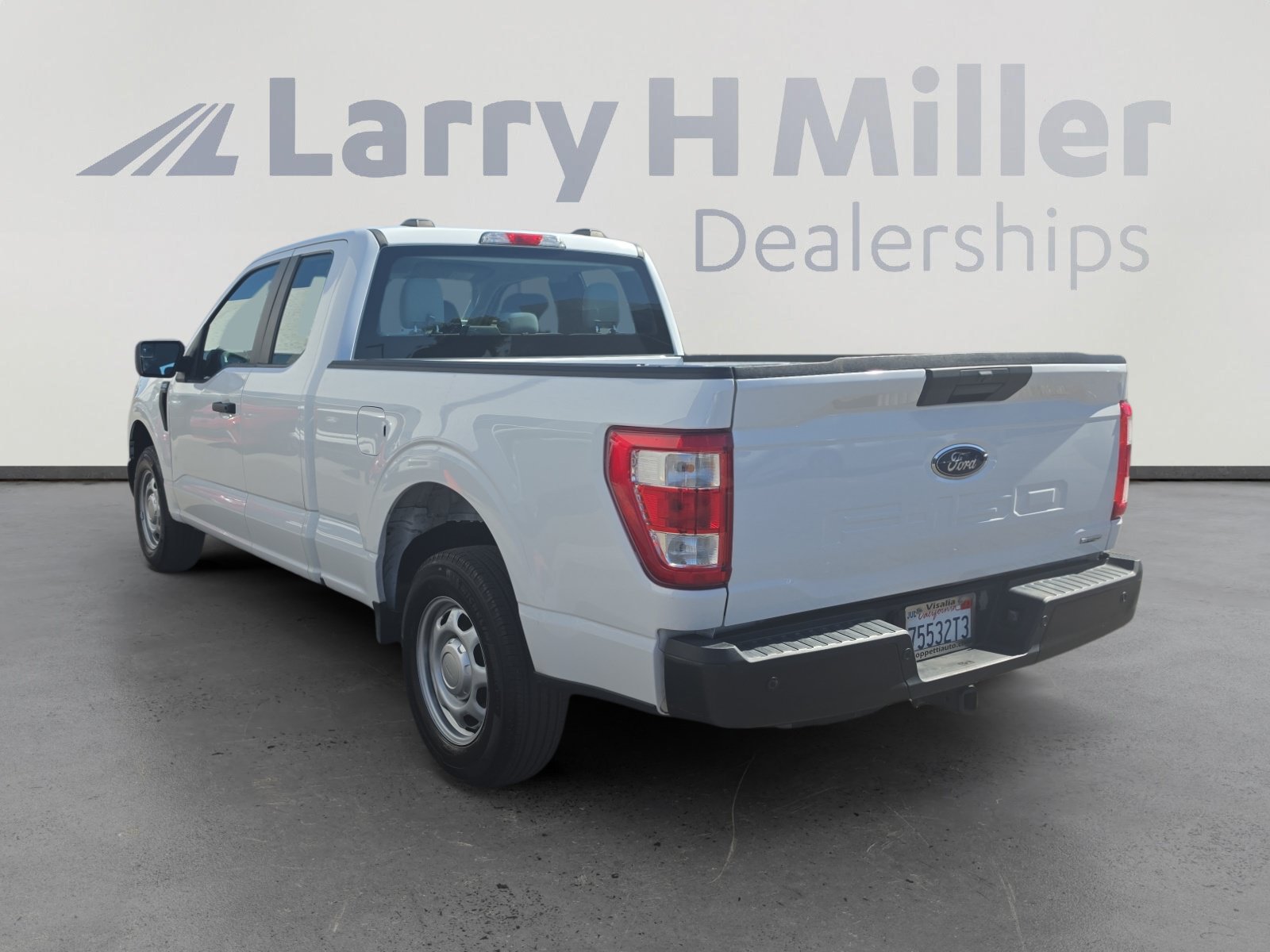 Certified 2023 Ford F150 XL w/ Bed Utility Package RWD image 3