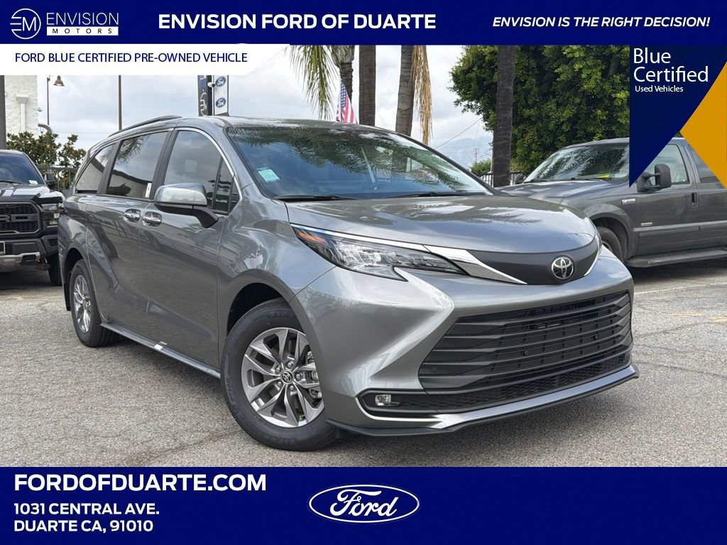 Used 2026 Toyota Sienna XLE