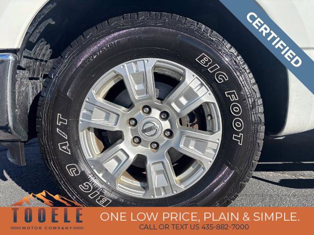 Used 2018 Nissan Titan SV w/ SV Convenience Package AWD/4WD image 10
