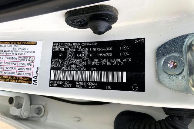 Used 2023 Toyota 4Runner Limited AWD/4WD image 35