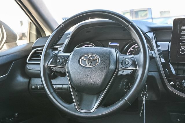 Used 2024 Toyota Camry SE FWD image 18