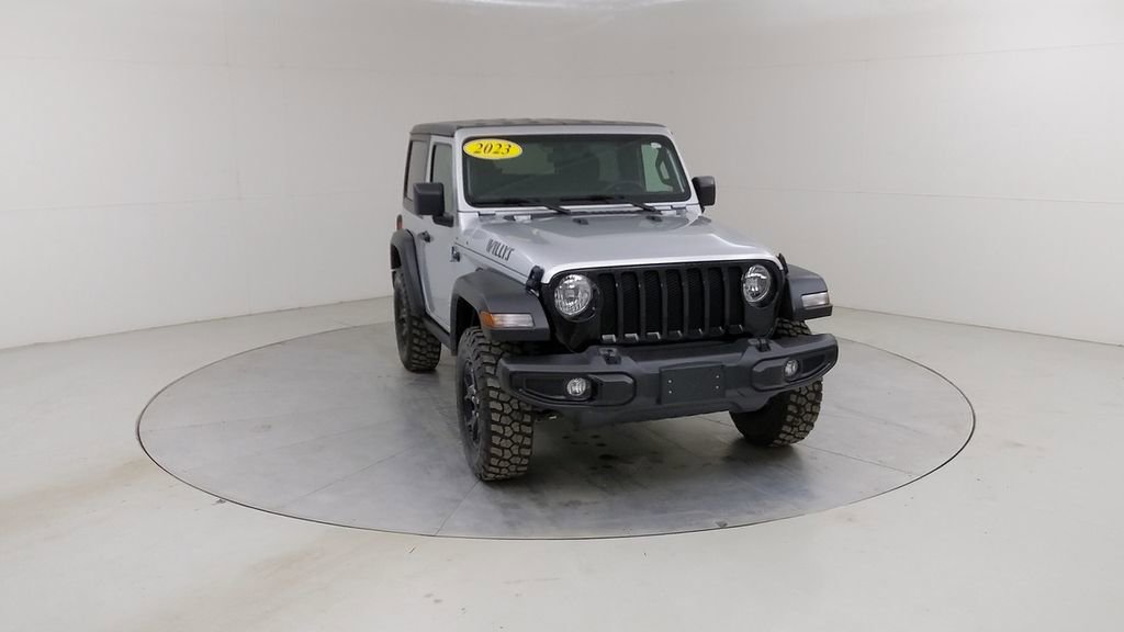 Used 2023 Jeep Wrangler Willys AWD/4WD image 8