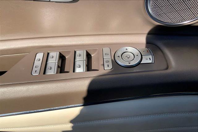 Used 2024 Genesis GV80 2.5T w/ Prestige Package image 36