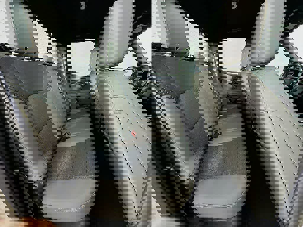 Used 2024 Chevrolet Colorado ZR2 w/ Safety Package image 31