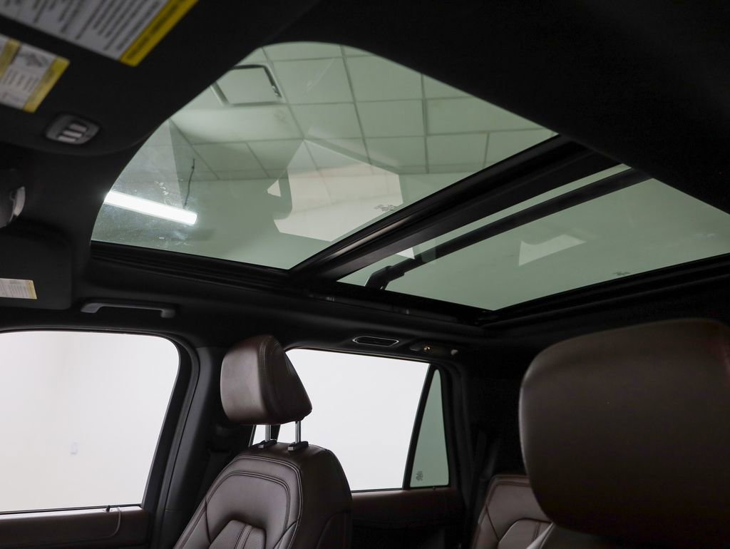 Certified 2024 Ford Expedition Limited image 10