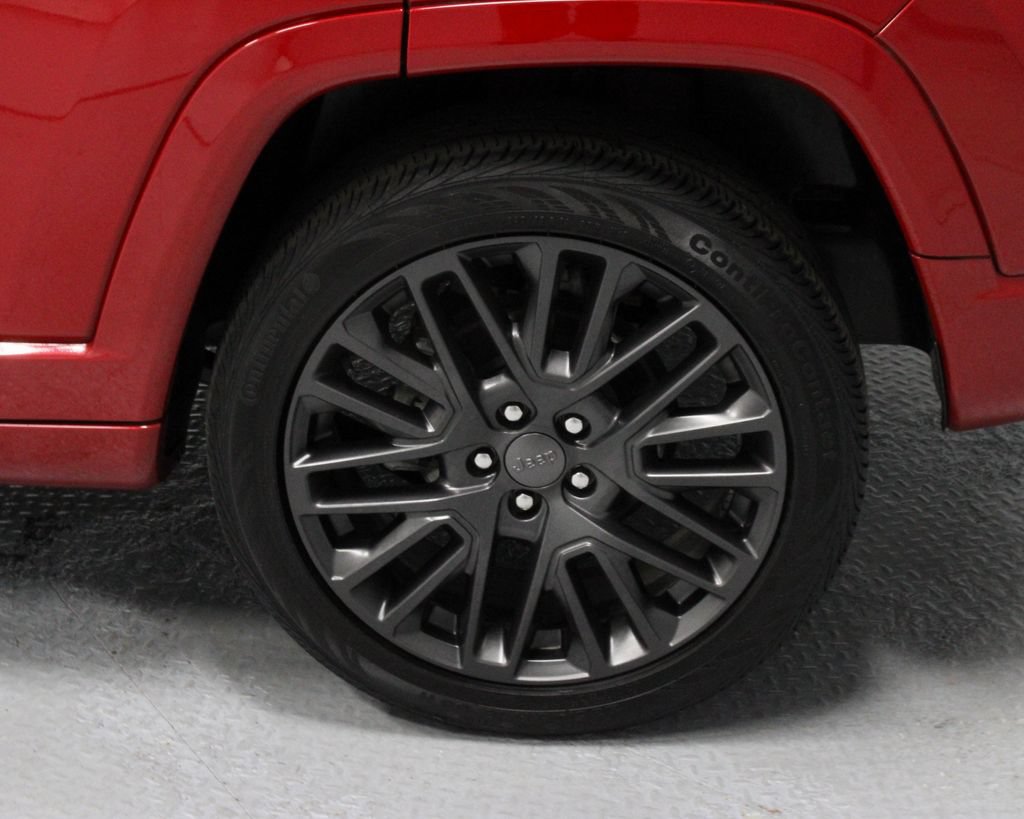 Used 2022 Jeep Compass Limited AWD/4WD image 17